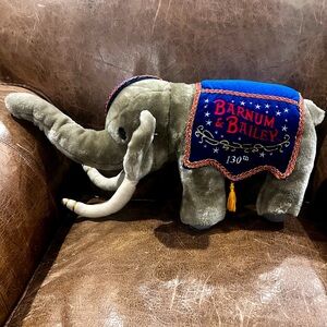 Vintage 1999 Ringling Bros Barnum & Bailey Circus Elephant 130th Year